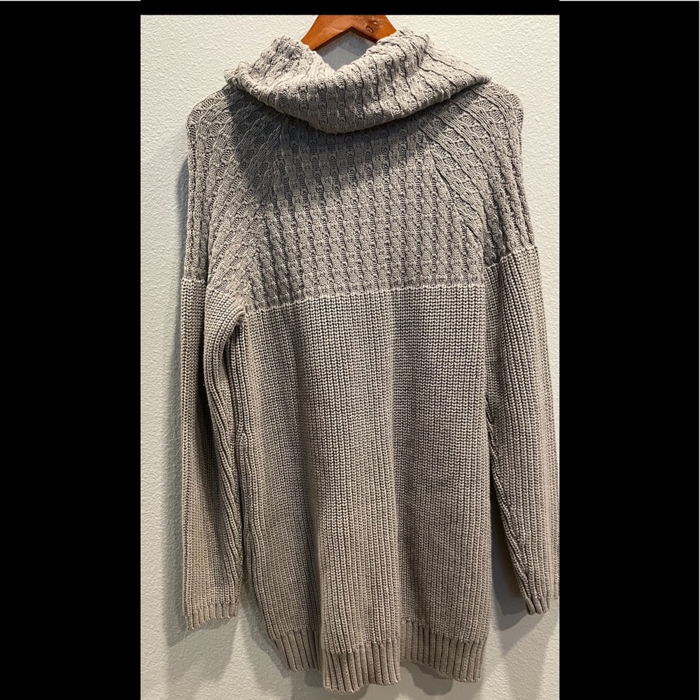 Chunky Sweater - Picture 2 of 5